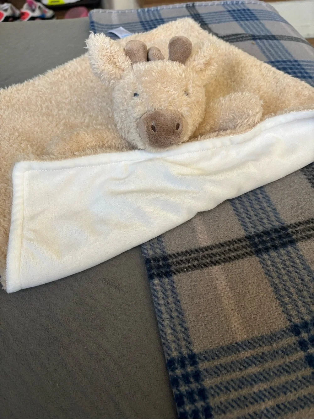 Carter's Cream Plush Giraffe Dog Comfort Lovey